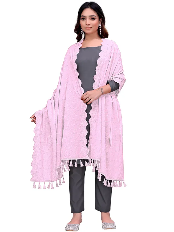 Cotton_Schiffli_Dupatta_With_Scalloped_Border_Tassels_Light_Pink