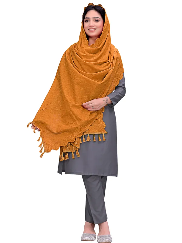 Cotton_Schiffli_Dupatta_With_Scalloped_Border_Tassels_Rust