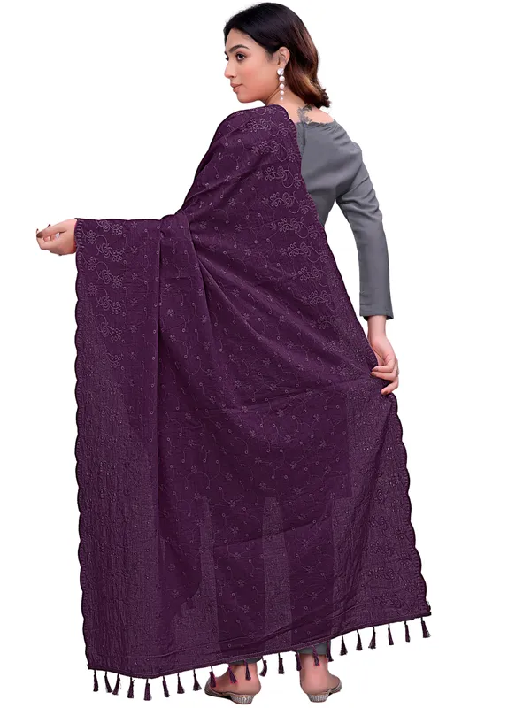 Cotton_Floral_Schiffli_Embroidered_Dupatta_With_Tassels_Wine