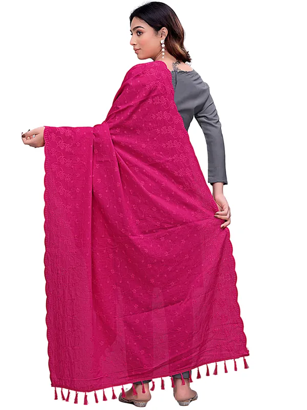 Cotton_Floral_Schiffli_Embroidered_Dupatta_With_Tassels_Pink