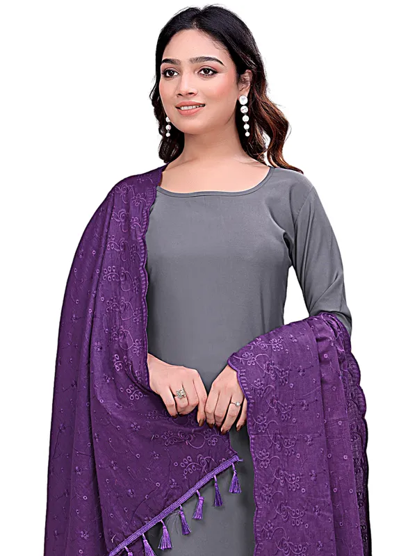 Cotton_Floral_Schiffli_Embroidered_Dupatta_With_Tassels_Violet