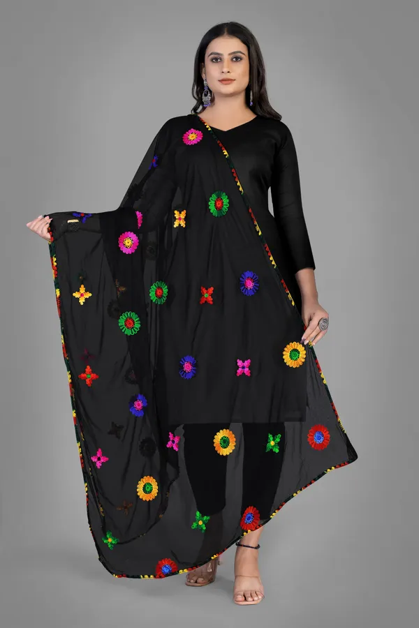 Nazmin_Multicolour_Floral_Embroidered_Dupatta_With_Lace_Black