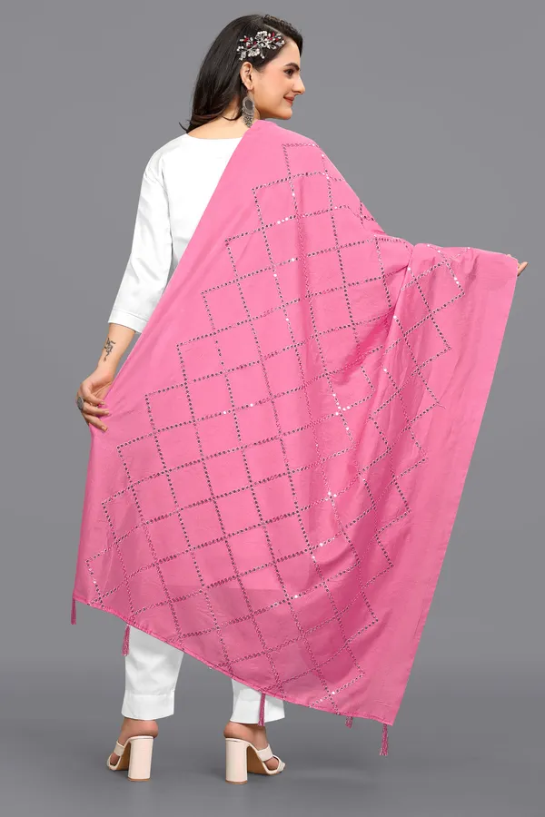 Chanderi_Diamond_Checks_Sequin_Dupatta_With_Tassels_Light_Pink