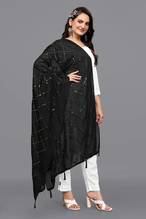 Chanderi_Diamond_Checks_Sequin_Dupatta_With_Tassels_Black