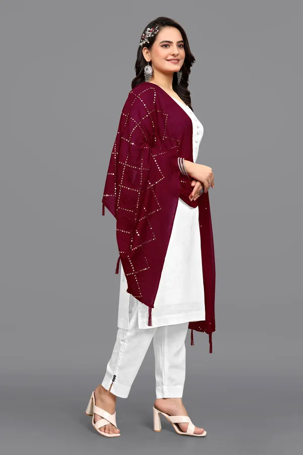 Chanderi_Diamond_Checks_Sequin_Dupatta_With_Tassels_Maroon