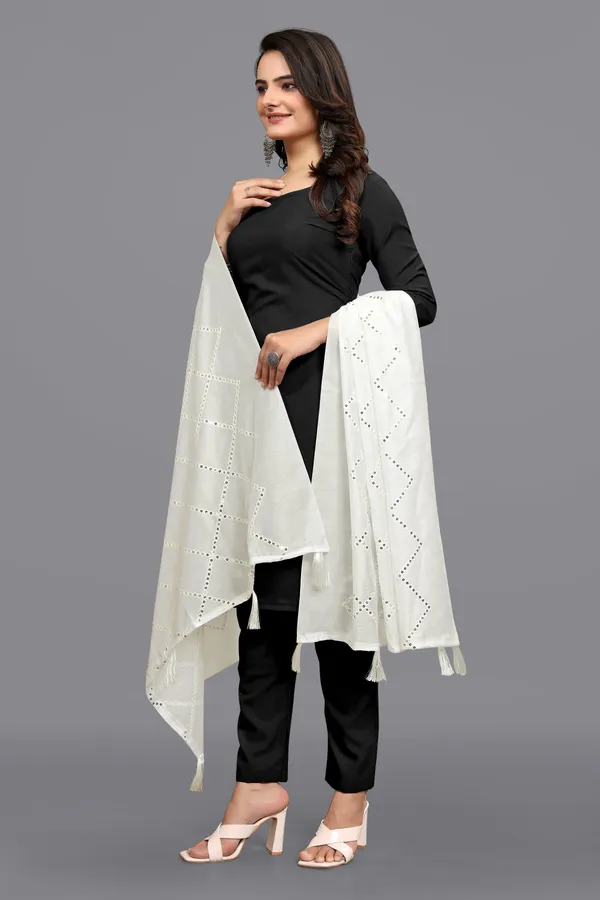 Chanderi_Diamond_Checks_Sequin_Dupatta_With_Tassels_White