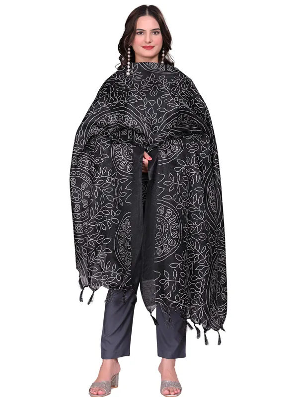 Cotton_Silk_Floral_Bandhani_Print_Dupatta_With_Tassels_Black