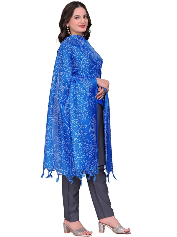 Cotton_Silk_Floral_Bandhani_Print_Dupatta_With_Tassels_Royal_Blue