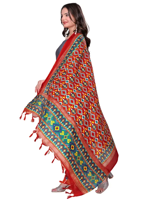 Cotton_Silk_Patola_Digital_Print_Dupatta_With_Tassels_Red