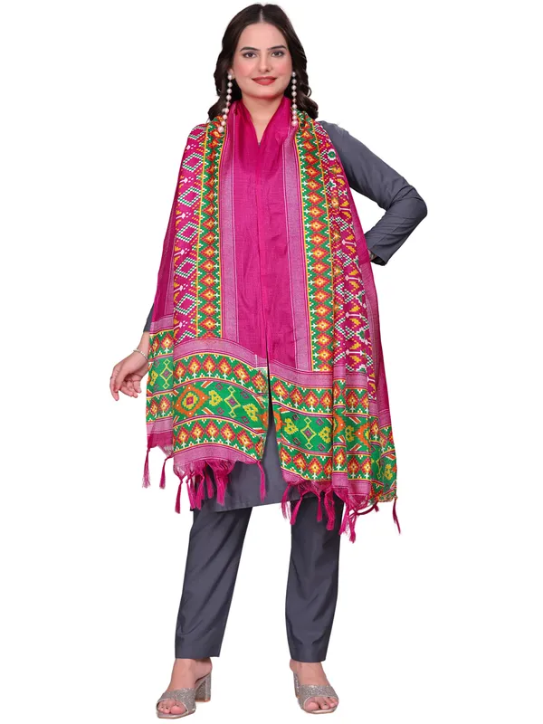 Cotton_Silk_Patola_Digital_Print_Dupatta_With_Tassels_Pink