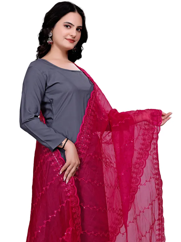 Organza_Embroidered_Dupatta_With_Sequins_Scalloped_Border_Pink