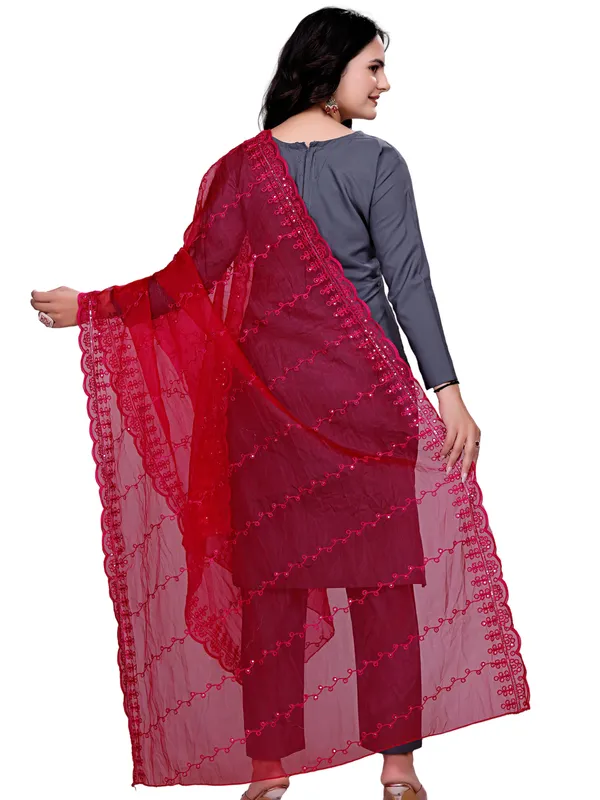 Organza_Embroidered_Dupatta_With_Sequins_Scalloped_Border_Pink