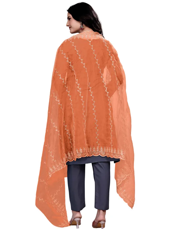 Organza_Embroidered_Dupatta_With_Sequins_Scalloped_Border_Peach