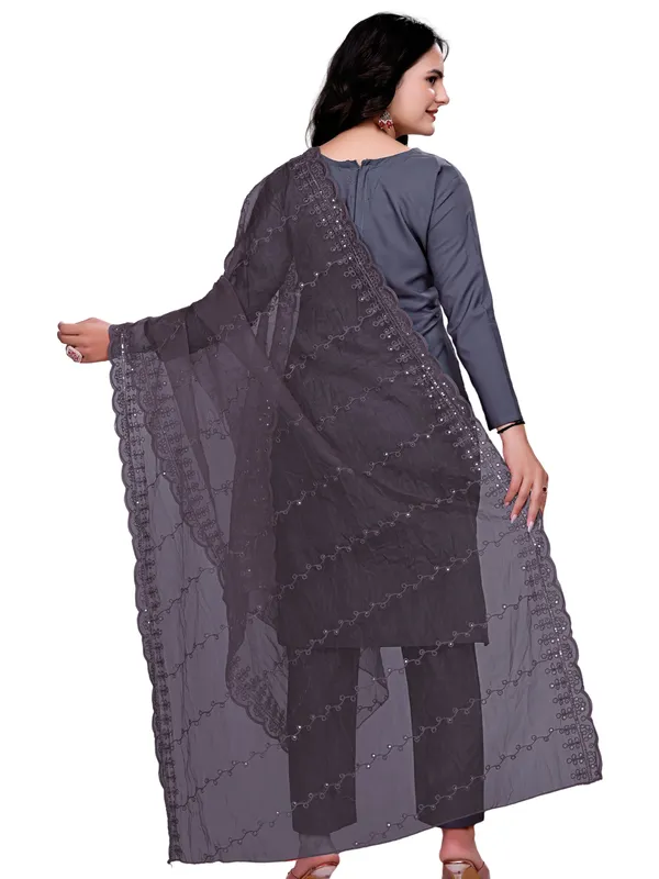 Organza_Embroidered_Dupatta_With_Sequins_Scalloped_Border_Grey