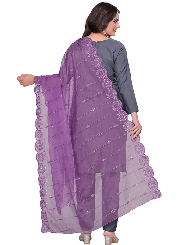 Organza_Striped_Embroidery_Dupatta_With_Medallion_Border_Lavender