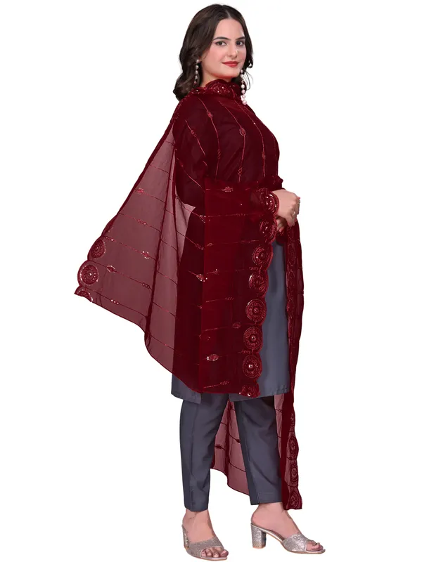 Organza_Striped_Embroidery_Dupatta_With_Medallion_Border_Maroon