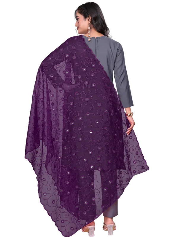 Organza_Floral_Jaal_Embroidered_Dupatta_With_Sequins_Wine