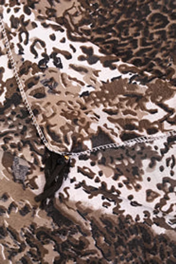 Crepe_Crush_Digital_Print_Stole_With_Tassels_Brown1