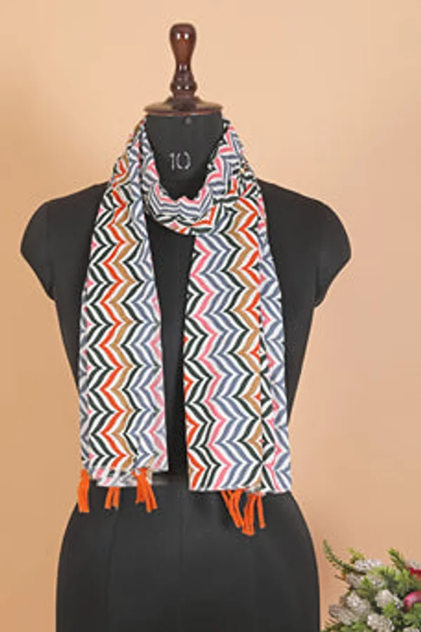 Crepe_Crush_Digital_Print_Stole_With_Tassels_Multi_Color1