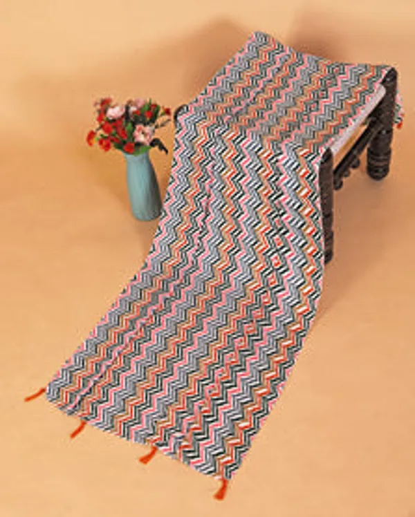 Crepe_Crush_Digital_Print_Stole_With_Tassels_Multi_Color1