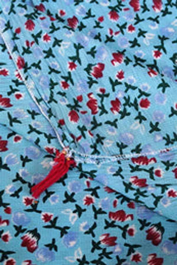 Crepe_Crush_Digital_Print_Stole_With_Tassels_Sky_Blue
