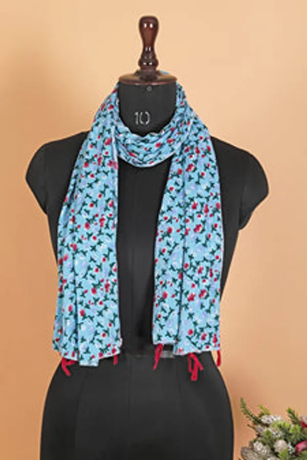 Crepe_Crush_Digital_Print_Stole_With_Tassels_Sky_Blue