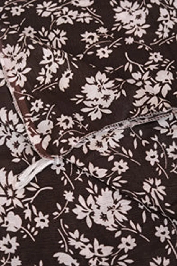 Crepe_Crush_Digital_Print_Stole_With_Tassels_Brown2