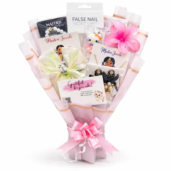 Gift_Bouquet_With_Jewelry_And_Accessories