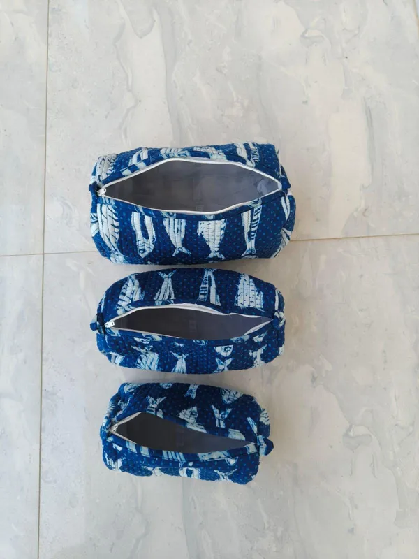 Quilted_Cotton_Toiletry_Bag_Zippered_Makeup_Organizer_Set_Of_3