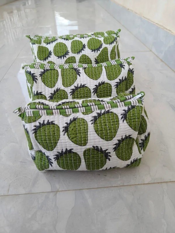 Quilted_Cotton_Toiletry_Bag_Set:_Strawberry_Print,_Zipper_Closure_(3_Sizes)
