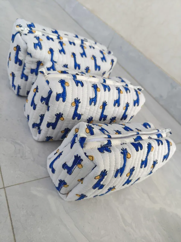 Quilted_Cotton_Cosmetic_Organizer_Set:_Giraffe_Print_Travel_Toiletry_Bags_(3_Sizes)