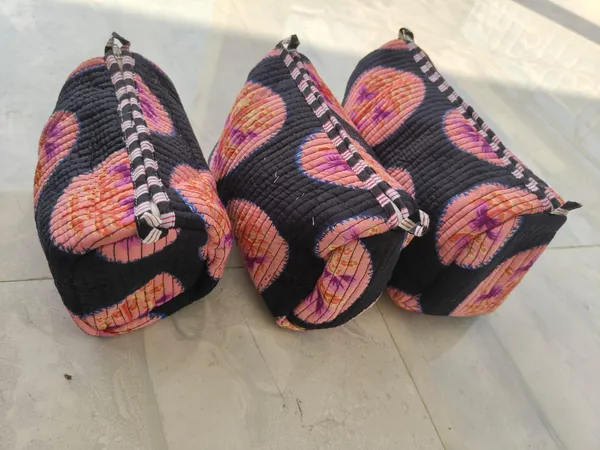 Quilted_Cotton_Makeup_Bags_Set_Floral_Travel_Toiletry_Organizer_Set_Of_3