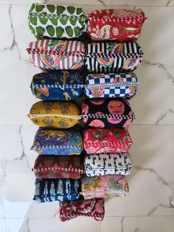 Quilted_Cotton_Toiletry_Bag_Set:_3_Sizes,_Western_Print_Travel_Cosmetic_Organizer