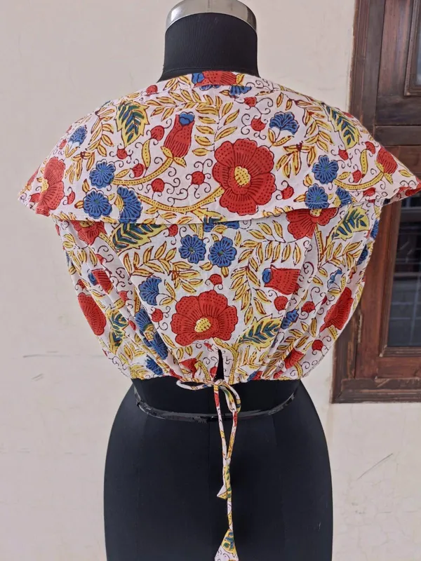 Comfortable_Cotton_Summer_Top_Floral_Printed_Flared_Neck_Design_Boho_Short_Top_for_Women