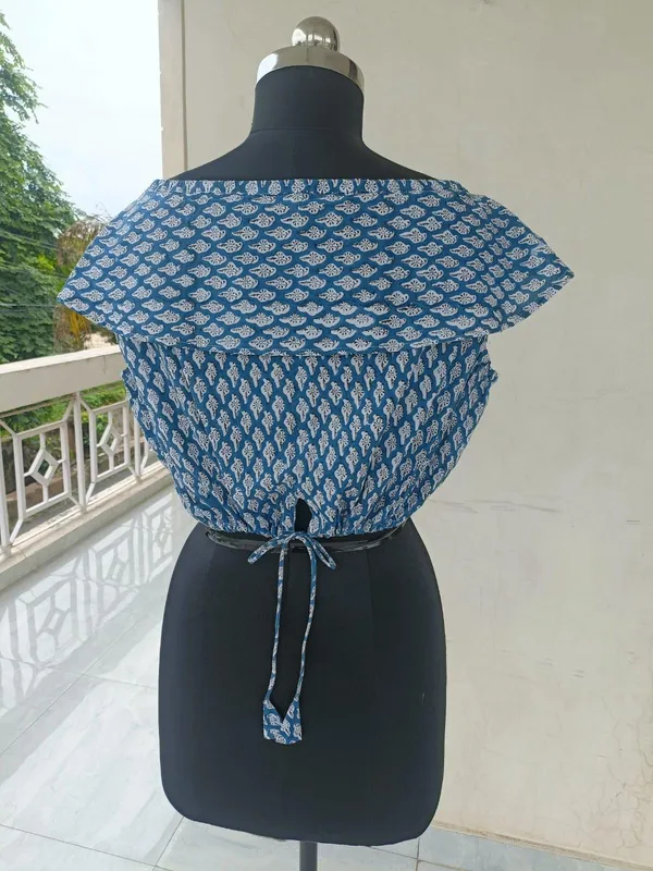 Trendy_Unique_Printed_Cotton_Flared_Neck_Design_Women_Short_Top_For_Party_&_Casual_Wear