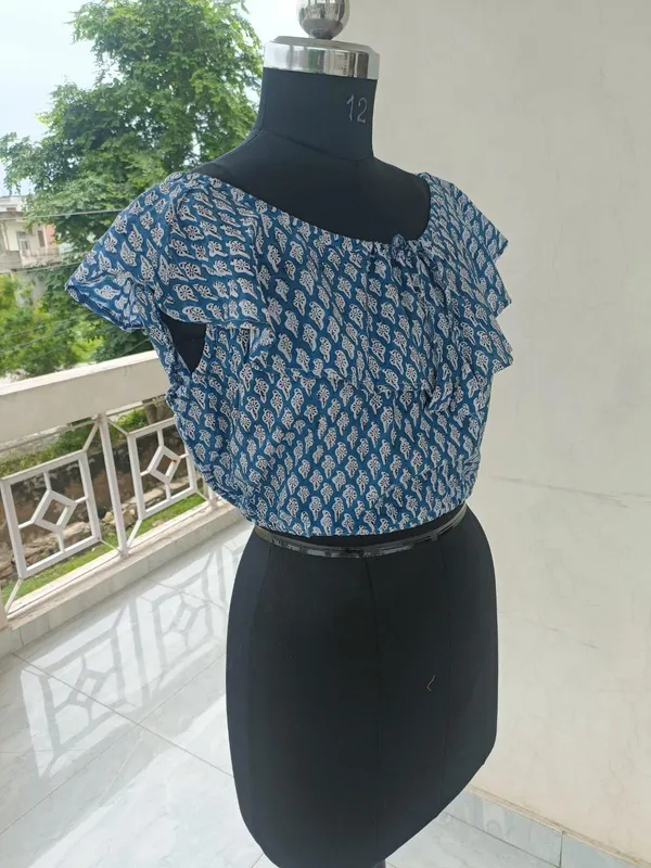 Trendy_Unique_Printed_Cotton_Flared_Neck_Design_Women_Short_Top_For_Party_&_Casual_Wear