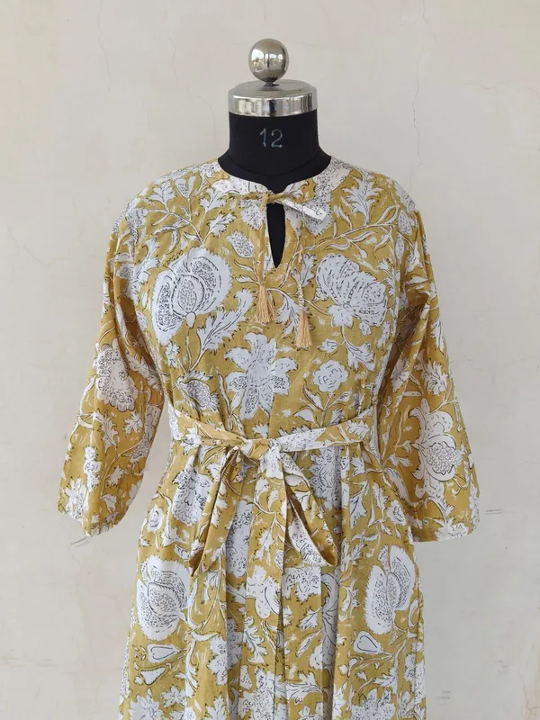 Boho_Floral_Cotton_Maxi_Dress_Floral_Print_3/4_Sleeves_Fit_&_Flare