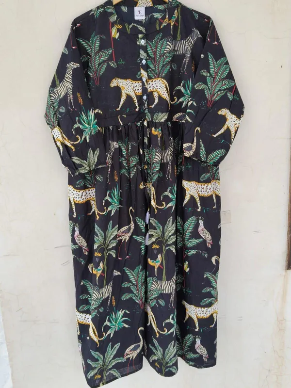 Black_Cotton_Maxi_Dress_Exotic_Animal_Leaf_Print_3/4_Sleeves_Boho_Style