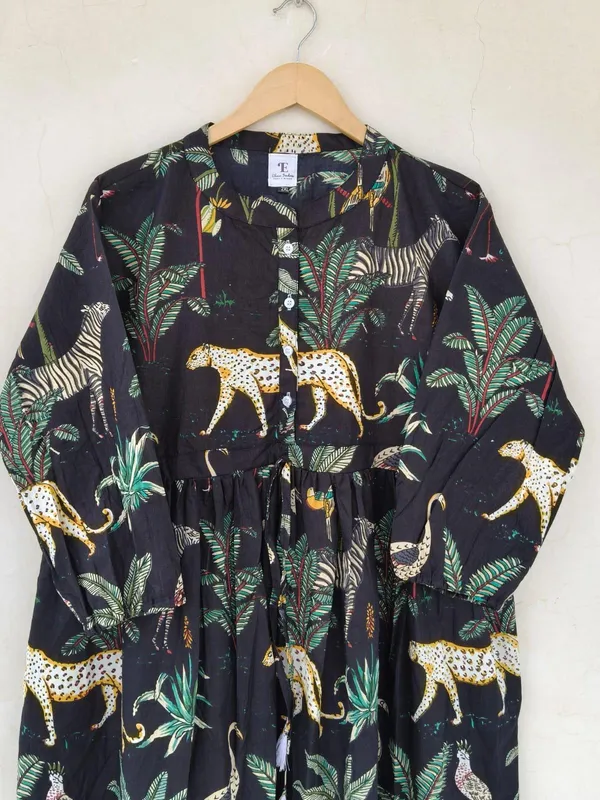 Black_Cotton_Maxi_Dress_Exotic_Animal_Leaf_Print_3/4_Sleeves_Boho_Style