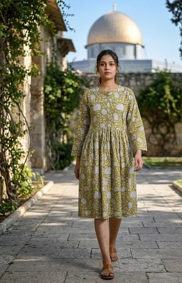 Elegant_And_Stylish_Cotton_Maxi_Dress_Boho_Floral_Fit_&_Flare_(3/4_Sleeve)
