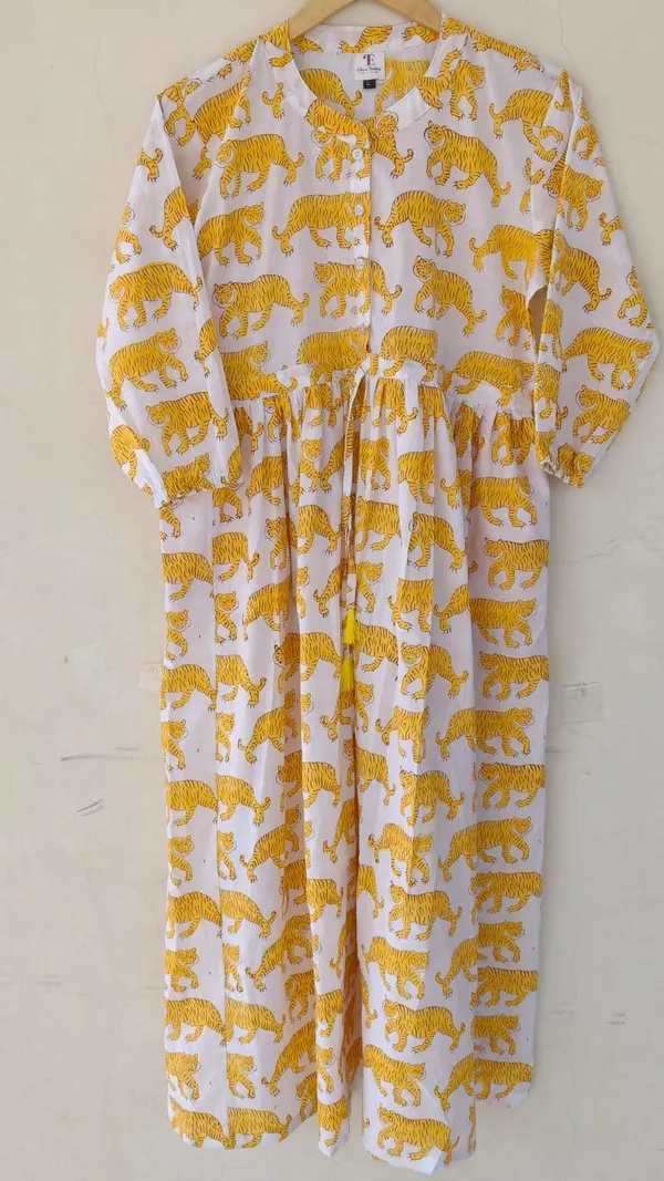 Bohemian_Printed_Maxi_Dress_100%_Pure_Cotton_Comfortable_For_Women_With_Relaxed_Fit