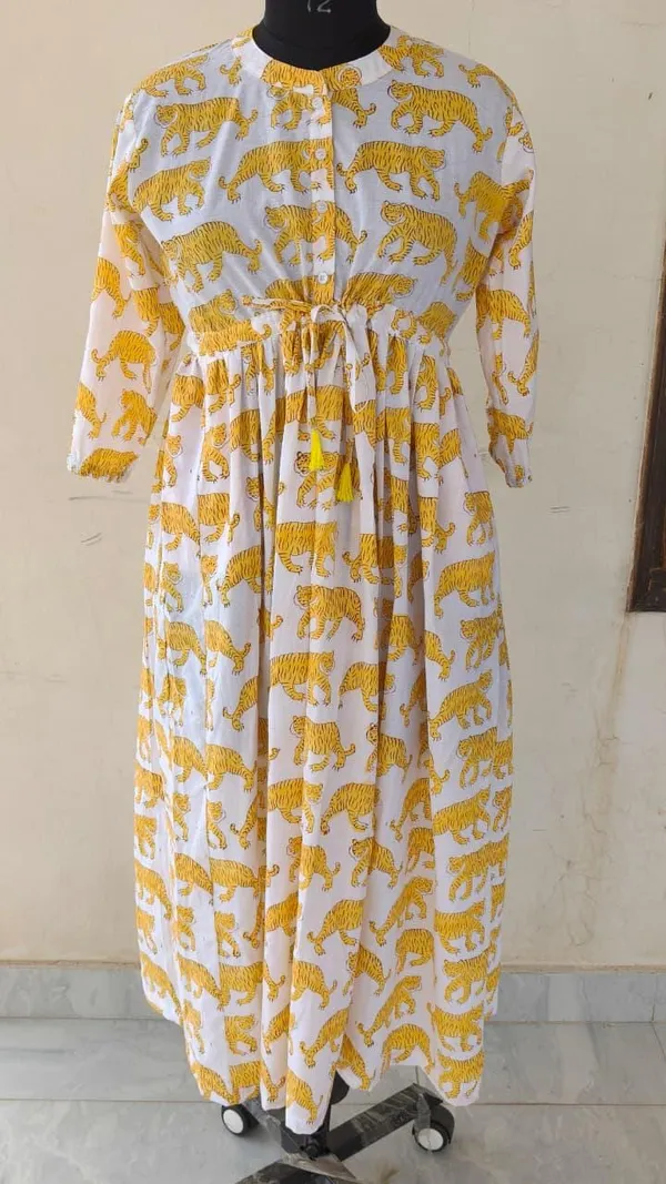 Bohemian_Printed_Maxi_Dress_100%_Pure_Cotton_Comfortable_For_Women_With_Relaxed_Fit