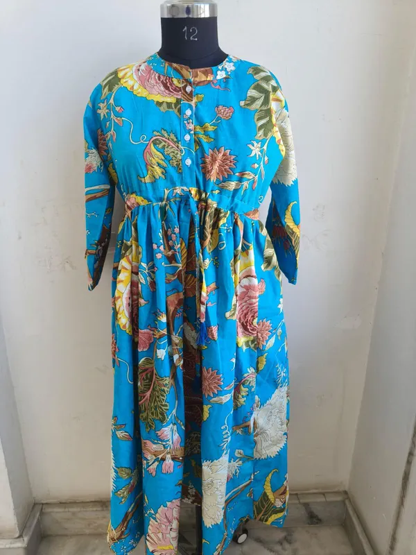 Bohemian_Floral_Cotton_Maxi_Dress_3/4_Sleeve_Fit_And_Flare_Summer_Vacation_Outfit
