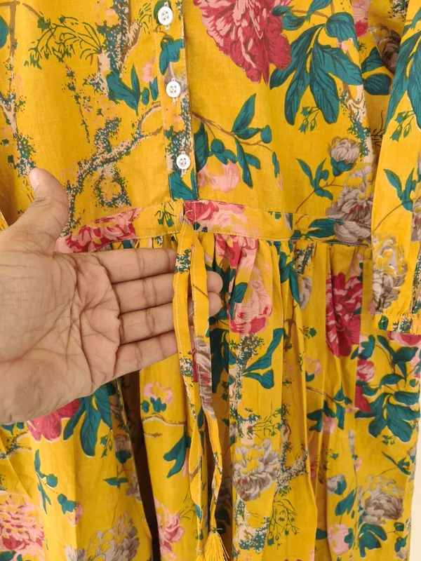 Stylish_Floral_Printed_Maxi_Dress_With_3/4_Sleeve_Fit_And_Flare_Bohemian