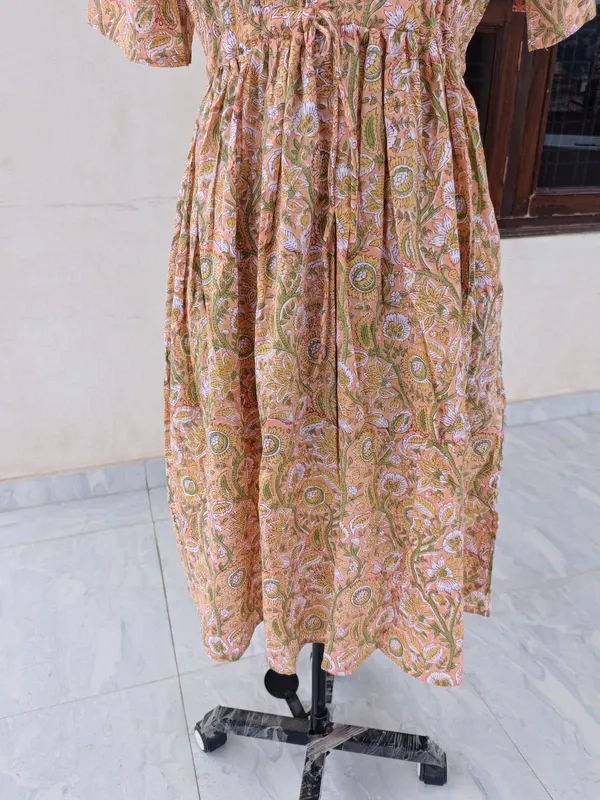 Cotton_Floral_Printed_Women_Maxi_Dress_Comfortable_&_Wrinkle_Free_Fit_And_Flare_For_Beachwear