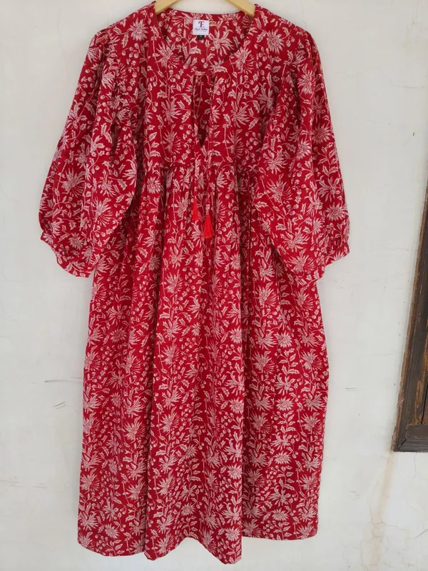 Bohemian_Floral_Cotton_Maxi_Dress_Fit_And_Flare_Beach_Party_Style