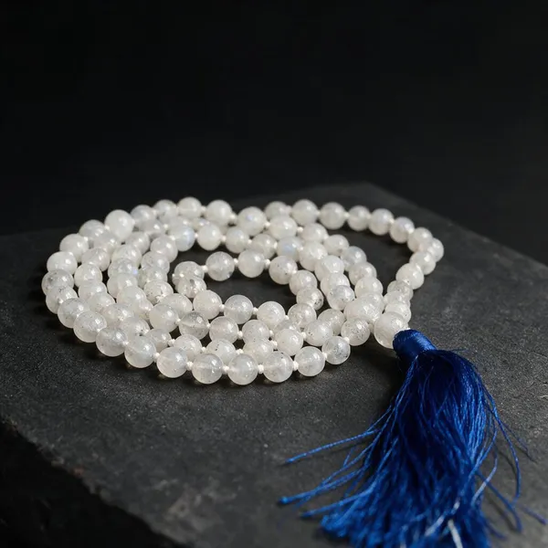 Multicolor_Rainbow_Moonstone_108_Bead_8Mm_Japa_Mala