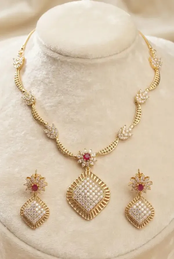 Gold_Toned_Floral_Necklace_And_Earrings_Set_For_Women_Traditional_For_Festive
