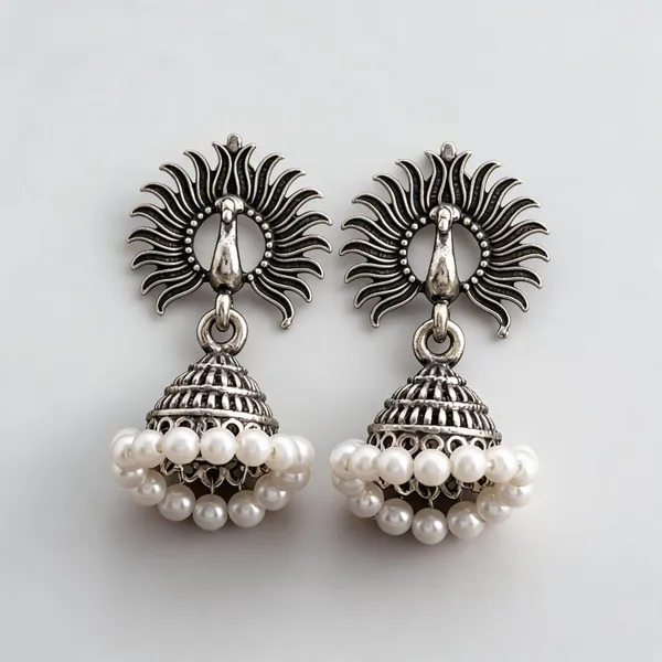 Oxidized_Silver_Tone_Pearl_Jhumka_Earrings_For_Women_Ethnic_Wear