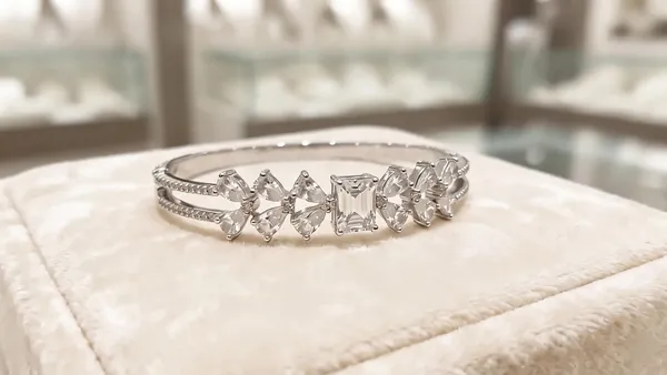 Silver_Tone_Crystal_Studded_Bangle_For_Women
